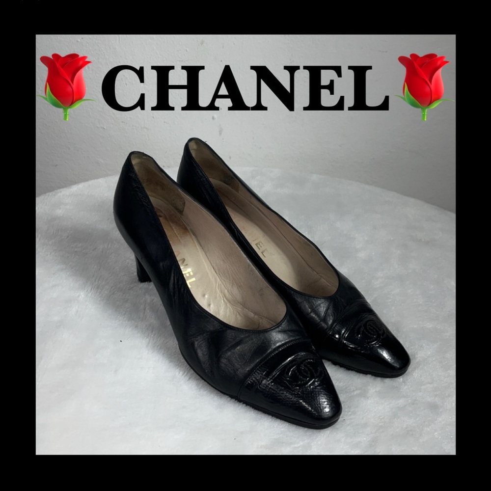 CHANEL Classic Black Leather Pumps